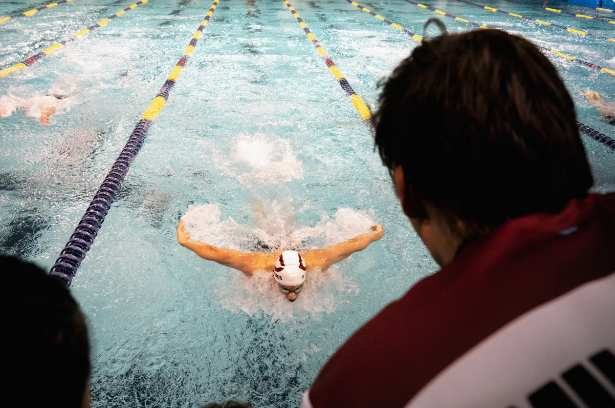 Photo: Taiki Ishikawa /
Unsplash — Popovici's continued dominance in Paris reflects a career built on a
rare degree of stability, in coaching, in training location, and in mindset.
