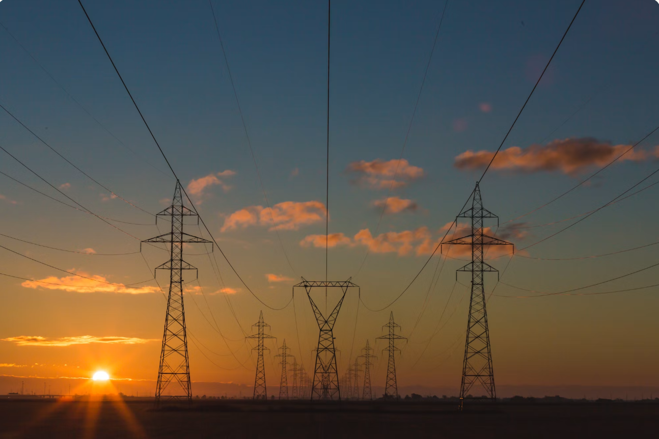 Photo: Matthew Henry / Unsplash — Texas's isolated
ERCOT grid means the state can't easily import emergency power from neighboring
states during extreme heat events.