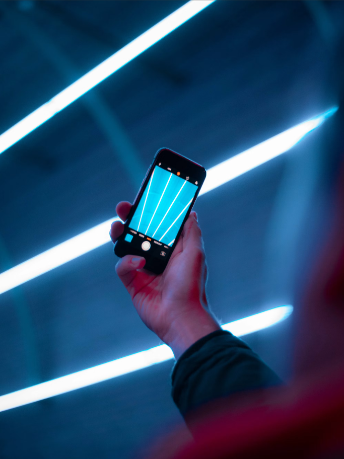 Direct-to-device satellite
technology, the centerpiece of Starlink's new Gen 2 filing, would eventually
let ordinary phones connect to orbiting satellites without any separate dish.